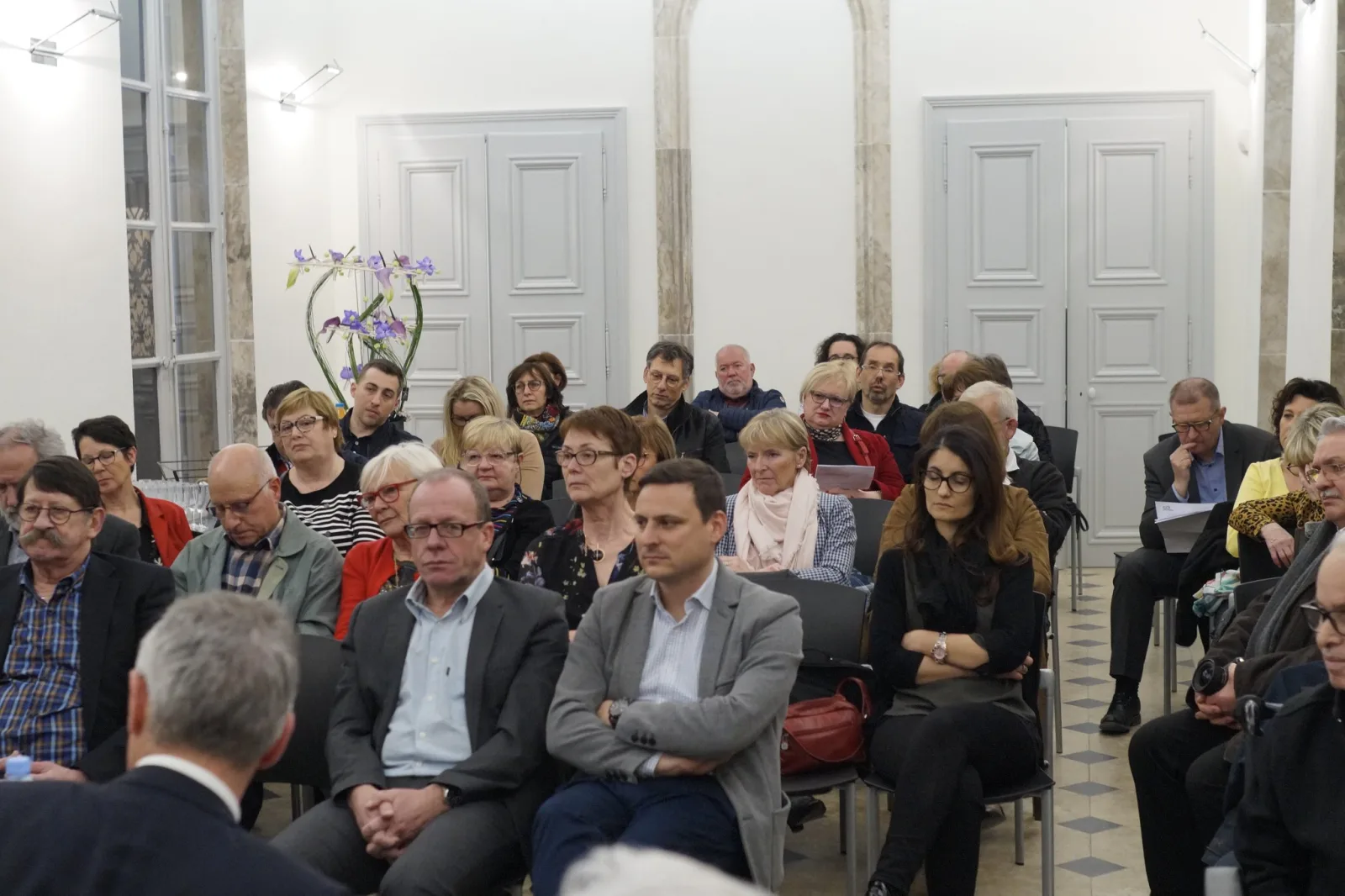 Des adhérents réunis lors d'une assemblée générale de Montigny Entreprendre